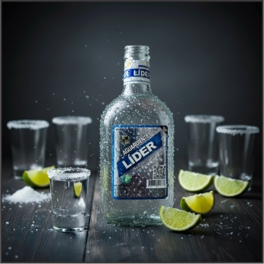 MEDIA DE AGUARDIENTE LIDER